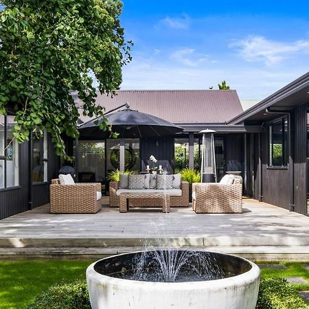Black Luxury Lodge Blenheim Esterno foto