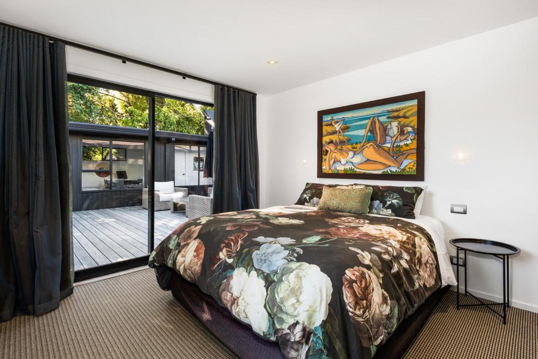 Black Luxury Lodge Blenheim Esterno foto